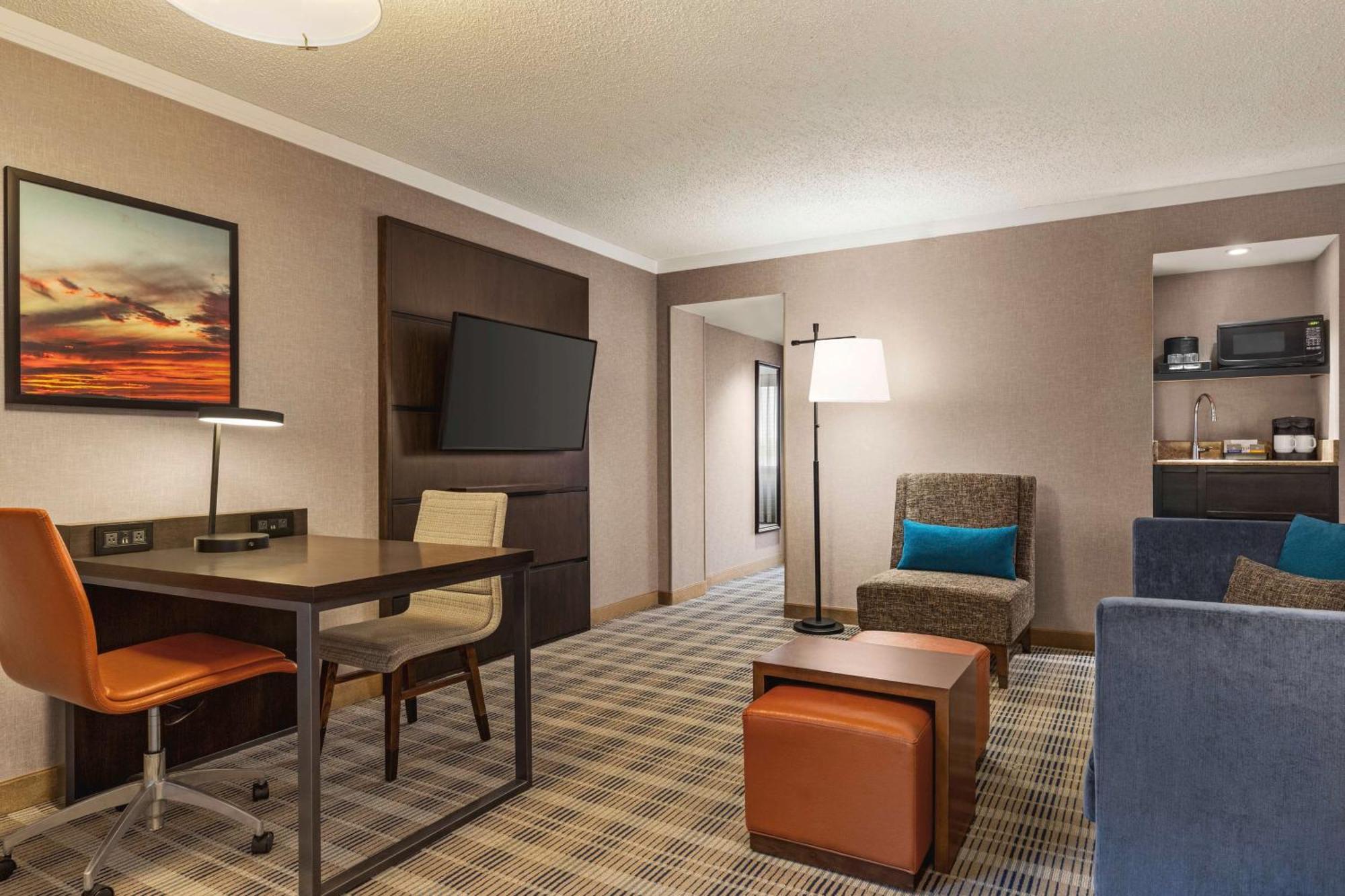Embassy Suites By Hilton Kansas City Overland Park Exteriér fotografie