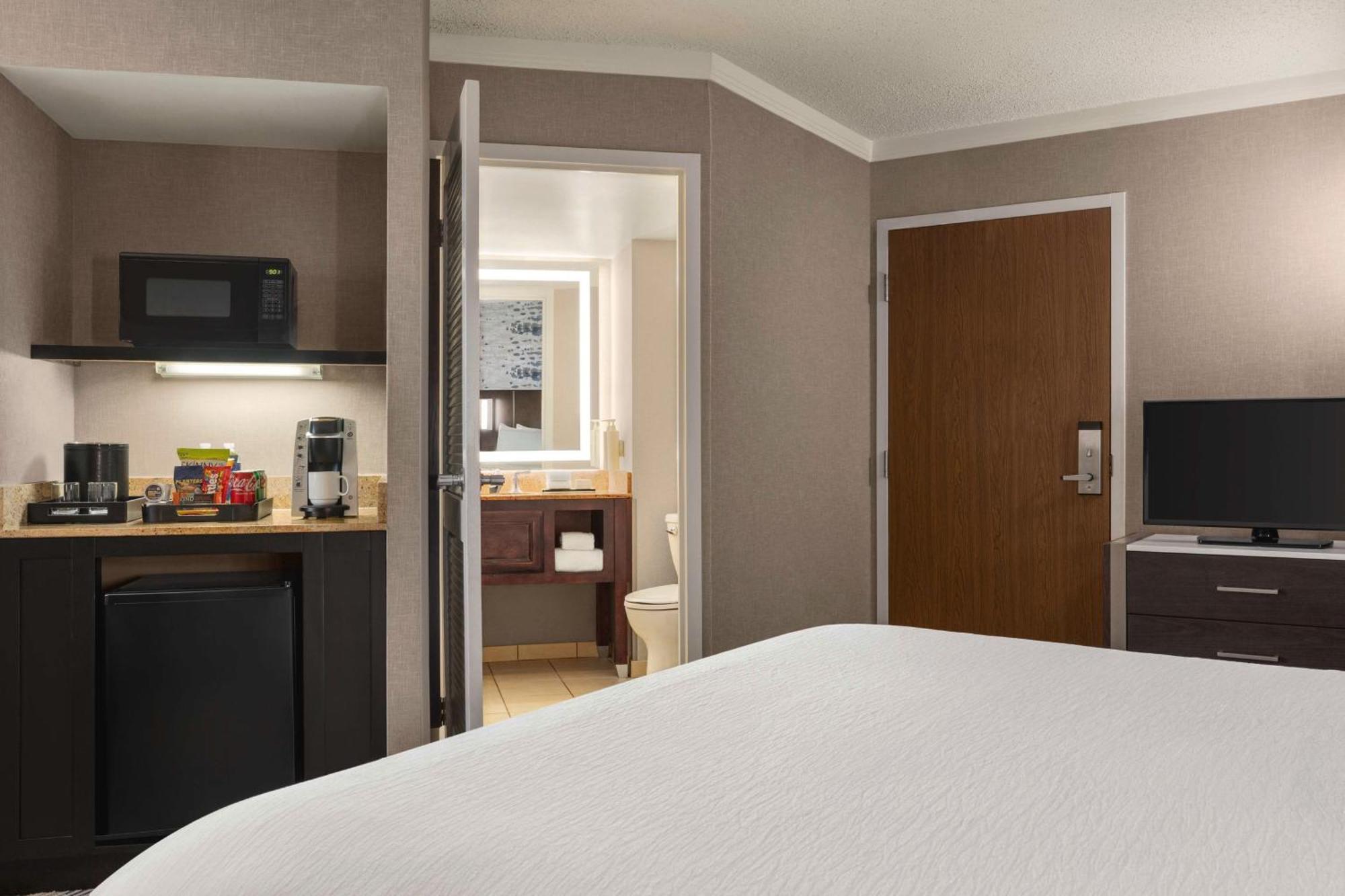 Embassy Suites By Hilton Kansas City Overland Park Exteriér fotografie