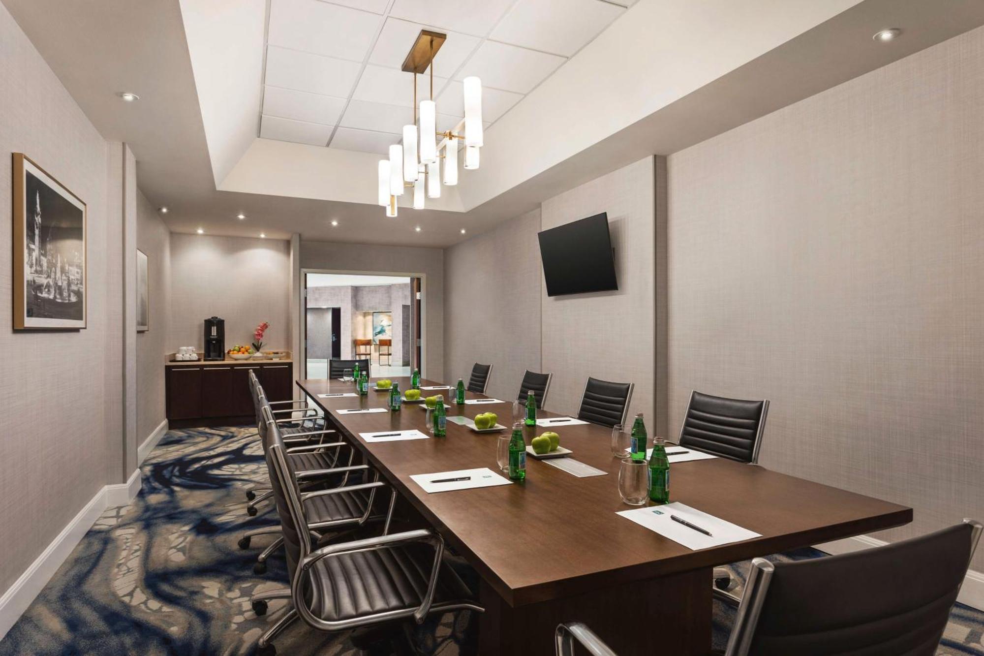 Embassy Suites By Hilton Kansas City Overland Park Exteriér fotografie