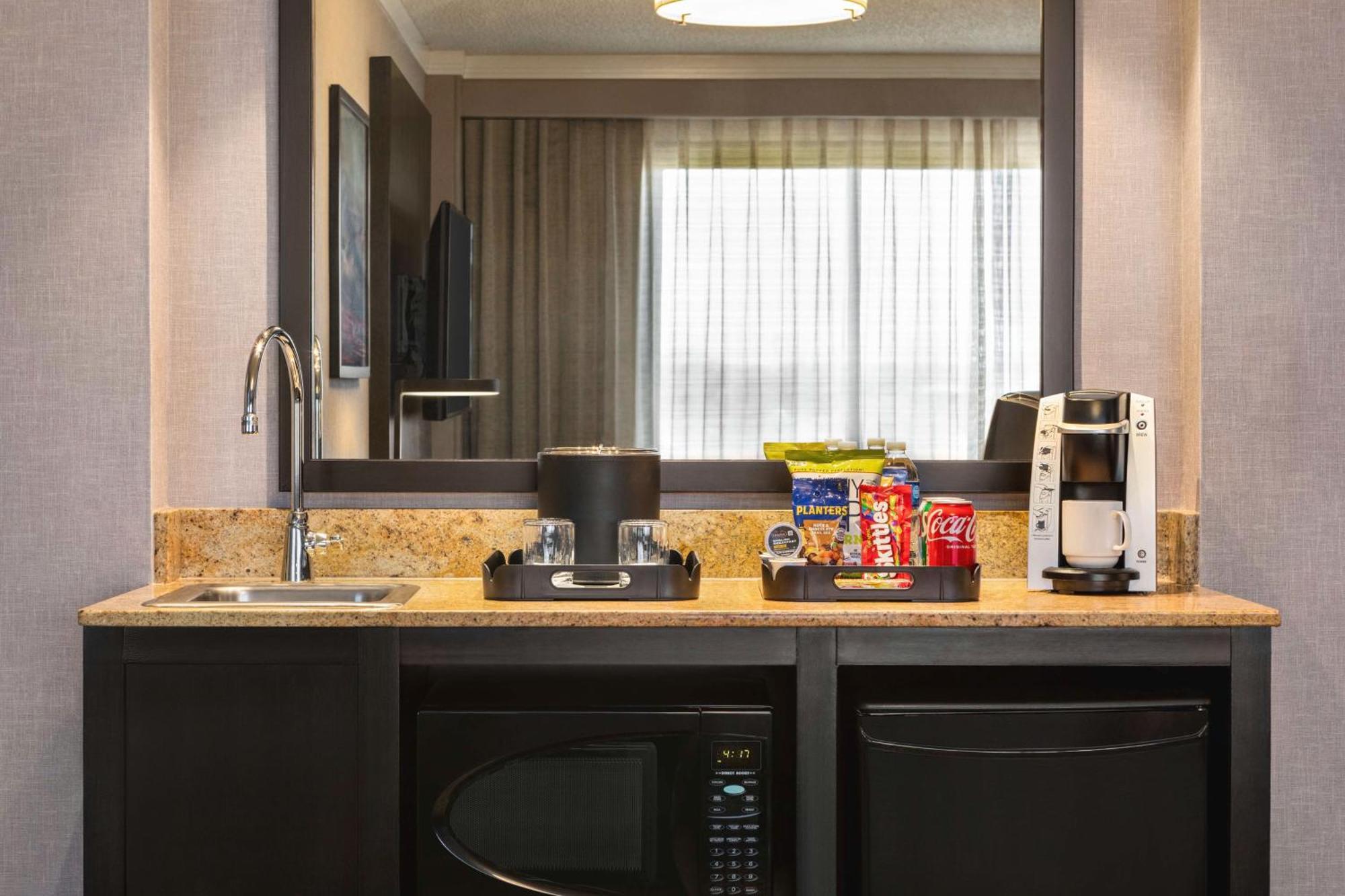 Embassy Suites By Hilton Kansas City Overland Park Exteriér fotografie