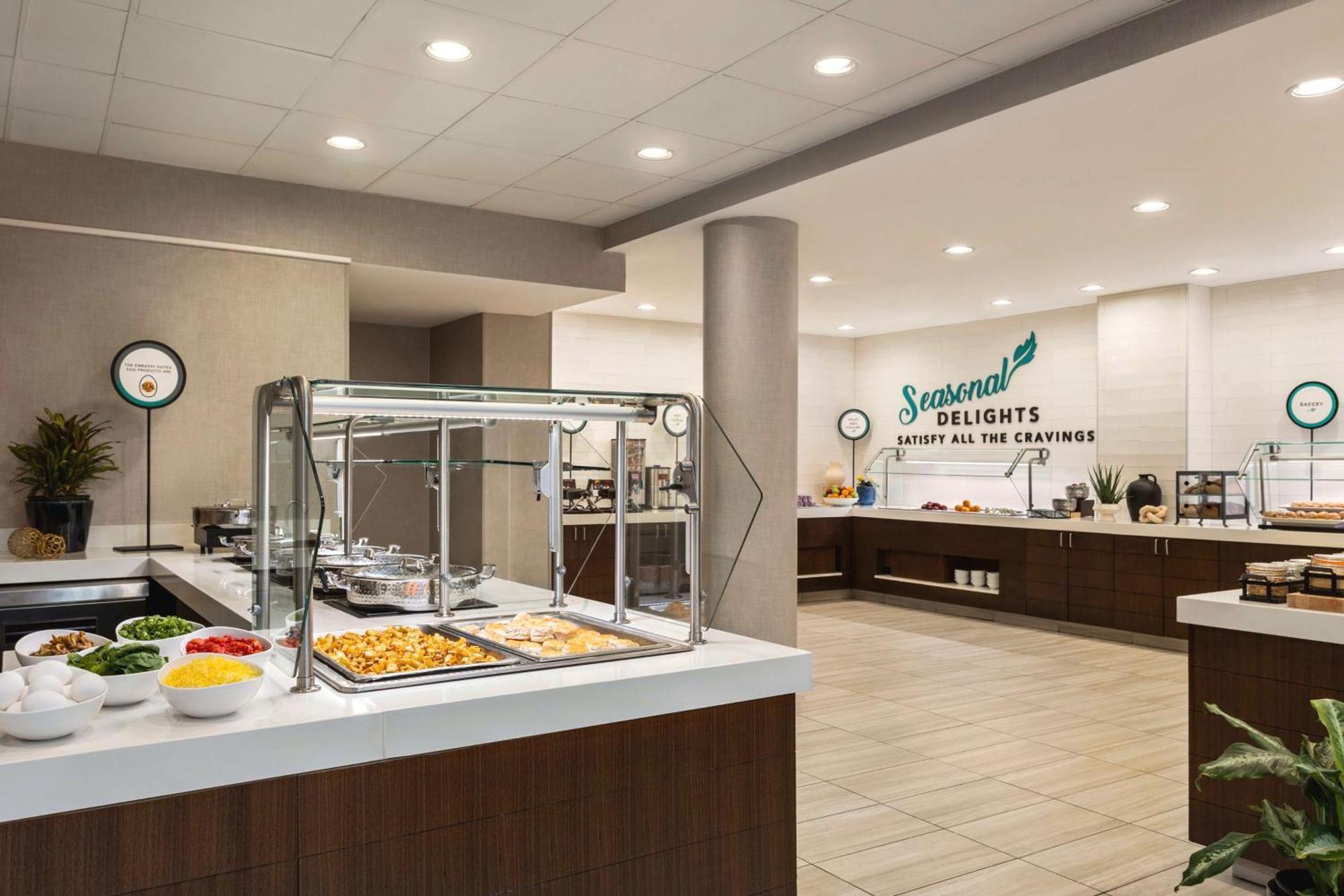 Embassy Suites By Hilton Kansas City Overland Park Exteriér fotografie