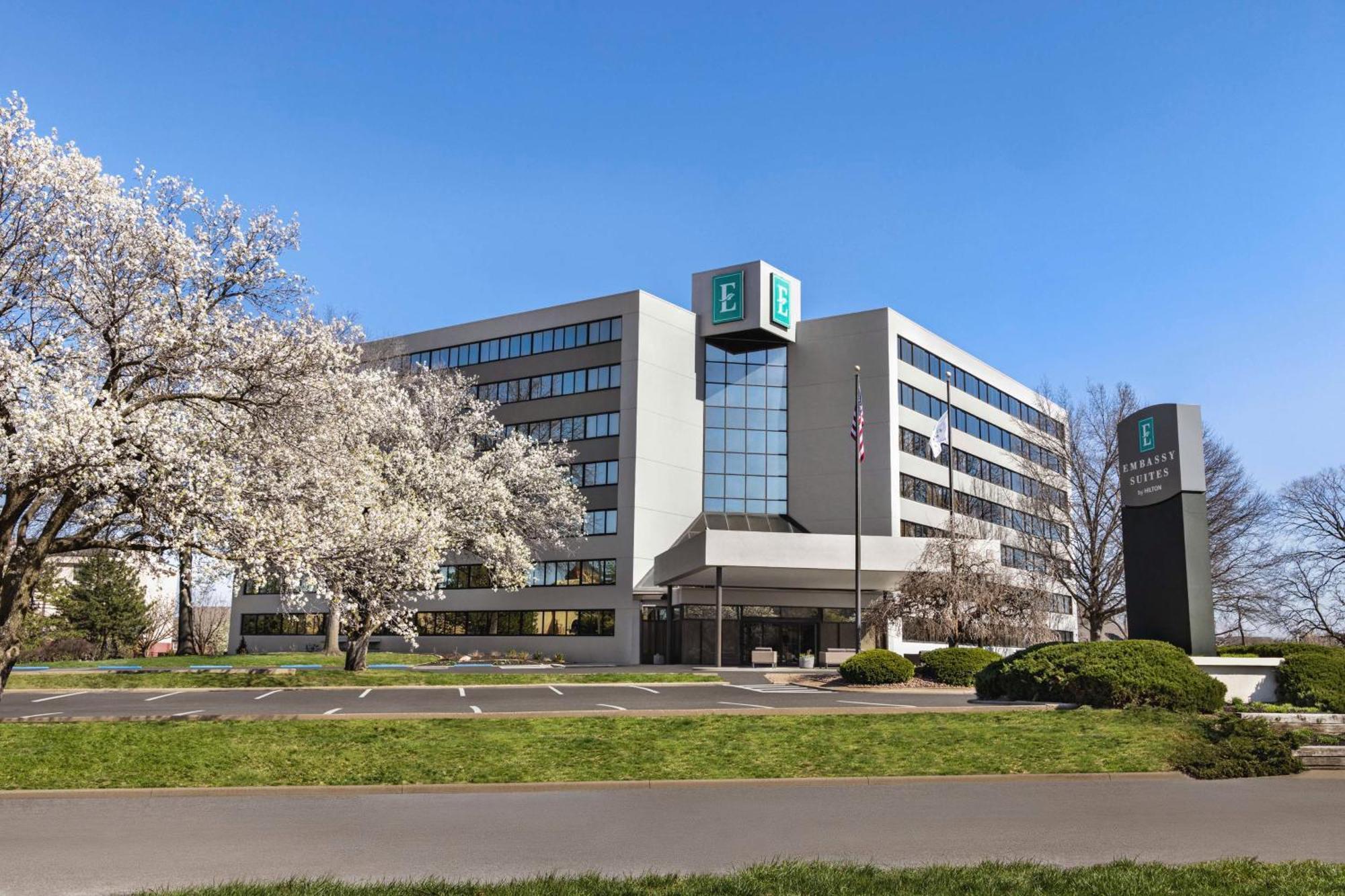 Embassy Suites By Hilton Kansas City Overland Park Exteriér fotografie